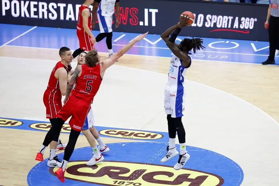 Play off, gara-3: gli scatti di Trieste-Germani