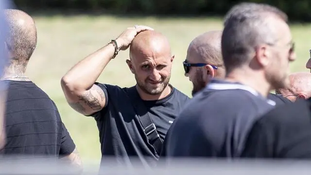 Luca Lucci, capo degli ultrà della tifoseria del Milan, ai funerali di Fabrizio Piscitelli al santuario del Divino Amore, Roma, 21 agosto 2019. In chiesa potranno entrare solo cento persone indicate dalla famiglia. ANSA/MASSIMO PERCOSSI