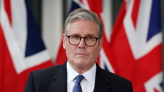 epa12125960 British Pirme Minister Keir Starmer speaks during a press conference at Northwood military base in west London, Britain, 22 May 2025. The UK government has announced plans to proceed with the Chagos Islands deal following a legal challenge at the High Court. EPA/ANDY RAIN / POOL
