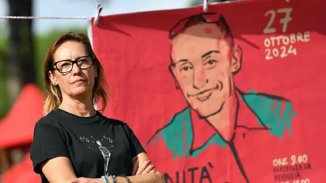 La Senatrice Ilaria Cucchi all’ arrivo della marcia in memoria di Stefano Cucchi al Parco degli Acquedotti Roma, 27 ottobre 2024. ANSA/FABIO CIMAGLIA
