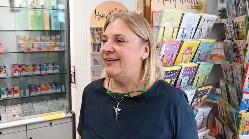 La titolare della tabaccheria di Rivoltella, Eleonora Bocchio - Foto Gabriele Strada Neg © www.giornaledibrescia.it