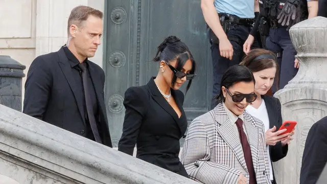 epaselect epa12097077 US celebrity Kim Kardashian leaves the Paris Courthouse after testifying as part of the trial against suspects in the 2016 armed robbery against her, in Paris, France, 13 May 2025. US celebrity Kardashian testified at Paris court in the trial against 10 suspects accused of stealing jewelry valued at millions during her stay at an apartment in the October 2016 Paris Fashion Week. EPA/SADAK SOUICI
