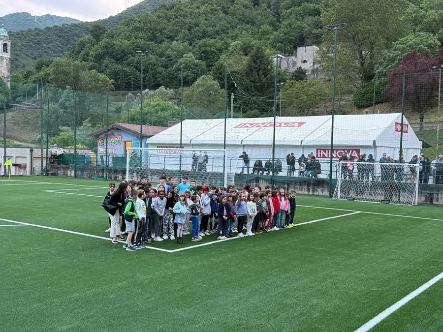 Caino, l'inaugurazione del campo sportivo