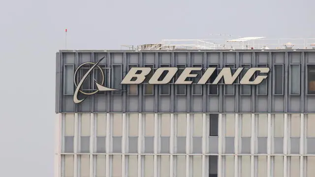 epa11467390 The Boeing logo is displayed on one of its buildings in El Segundo, California, USA, 08 July 2024. Boeing will plead guilty to criminal fraud conspiracy in a Justice Department agreement stemming from two crashes of 737 Max jetliners that killed 346 people. Boeing decided to enter into a plea deal that includes paying a fine as part of its sentence, according to a statement released by the US Justice Department on 07 July. EPA/CAROLINE BREHMAN