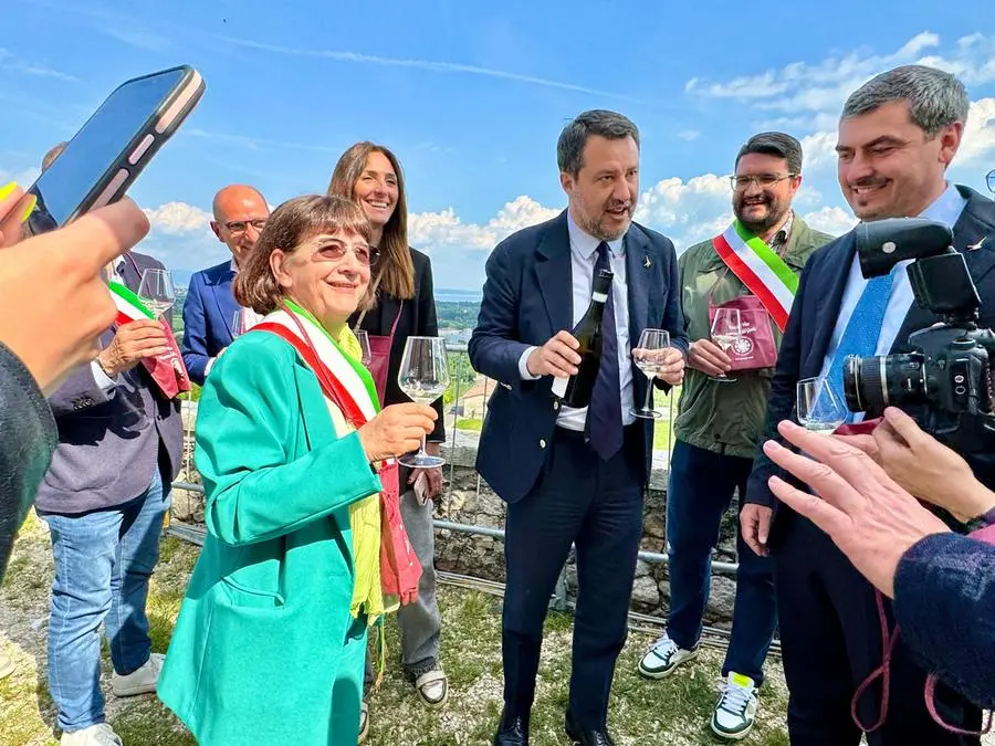 Il ministro dei Trasporti Matteo Salvini alla fiera del vino di Polpenazze
