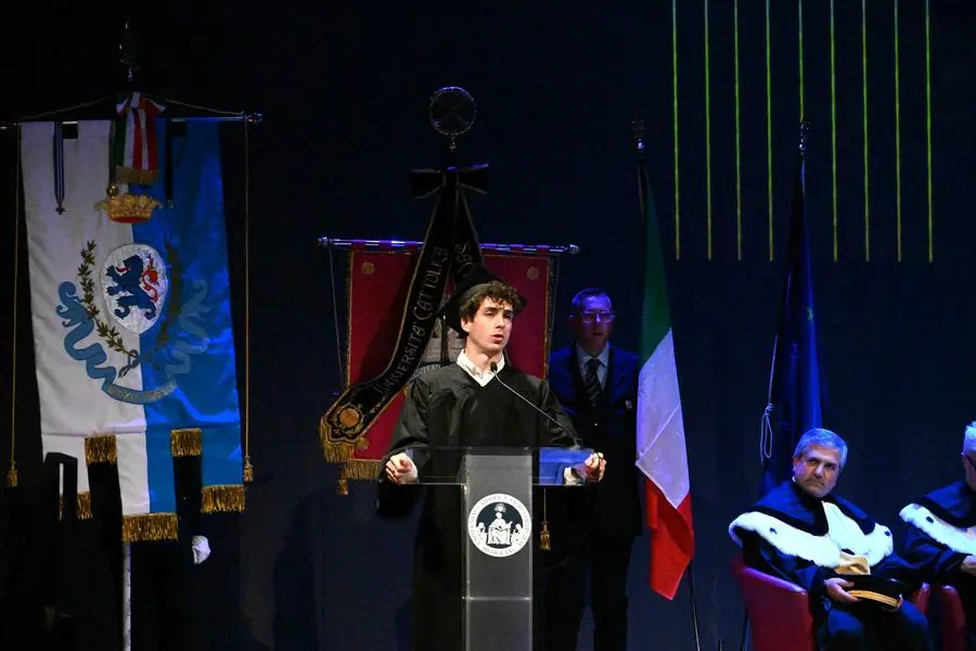 La festa di laurea alla Cattolica di Brescia