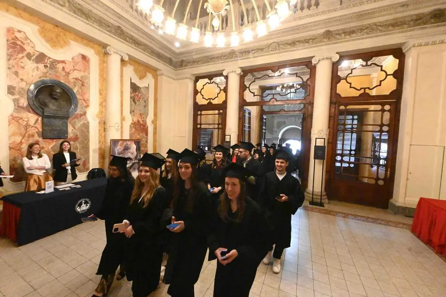 La festa di laurea alla Cattolica di Brescia