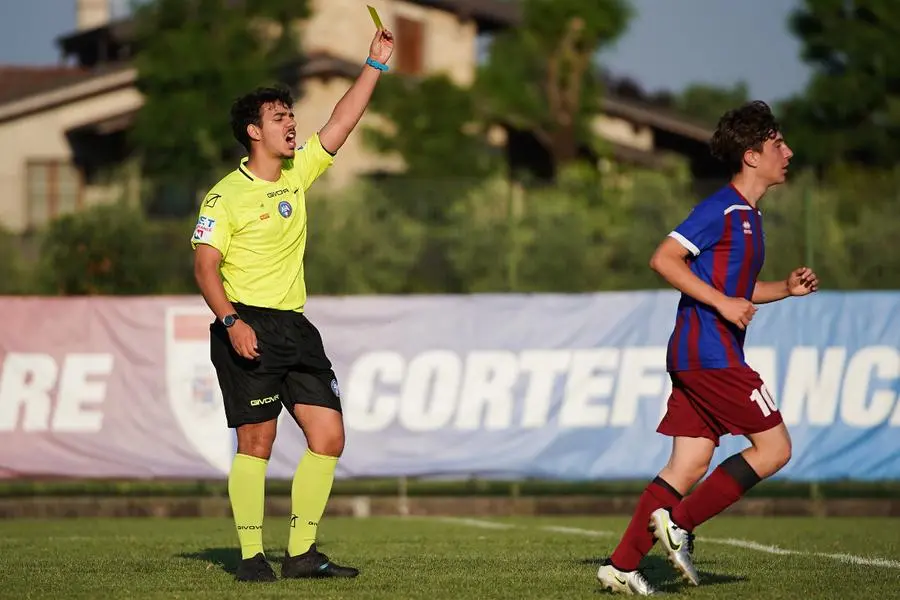 COPPA BRESCIA CALCIO FINALE CHALLENGE U15 PASSIRANO - TORBOLE CASAGLIA NELLA FOTO UN MOMENTO DI GIOCO 24-05-2025 perteghella@newreporter