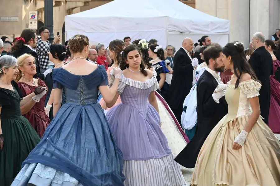 Il Gran Ballo ottocentesco della Croce Rossa