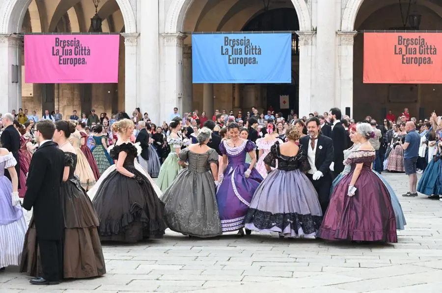 Il Gran Ballo ottocentesco della Croce Rossa