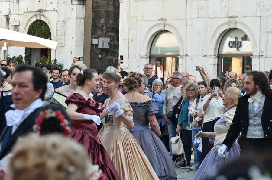 Il Gran Ballo ottocentesco della Croce Rossa