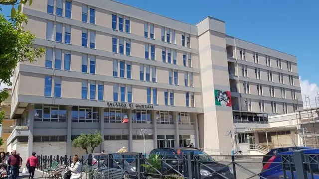 Tribunale e Procura Palazzo di giustizia Crotone