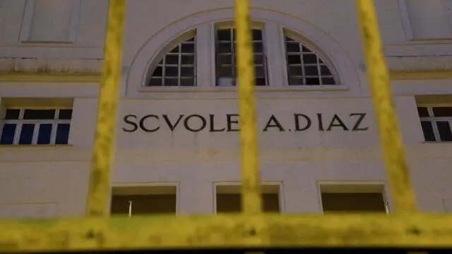 Dopo 15 anni apre al pubblico la scuola Diaz per un convegno sul G8, 21 luglio 2016 a Genova. ANSA/LUCA ZENNARO