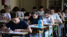 Studenti affrontano l'esame di Stato