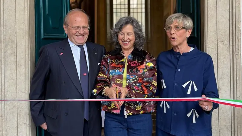 Aldo Bonomi, Elizabeth Kahane e la sindaca di Brescia Laura Castelletti - © www.giornaledibrescia.it