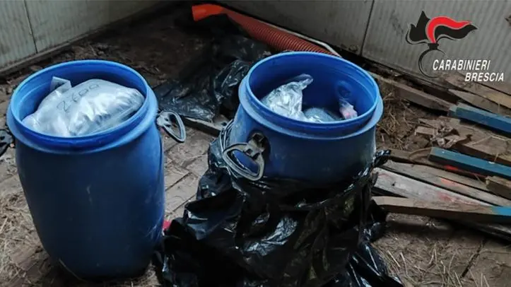 I bidoni di droga recuperati