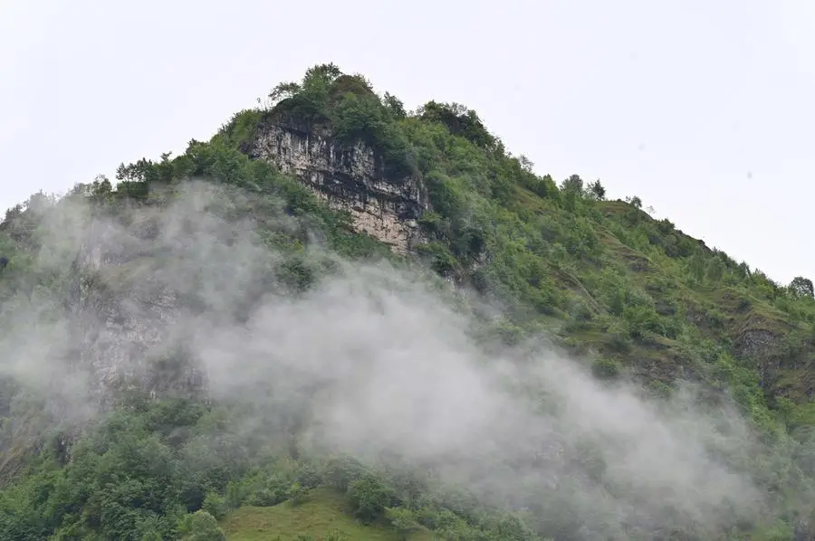 LE MONTAGNE DELLA VALTROMPIA DOVE E' STATO EFFETTUATO IL MAXI SEQUESTRO DI DROGHE SINTETICHE REDAZIONE PROVINCIA 27-05-2025 GABRIELE STRADA NEW EDEN GROUP 