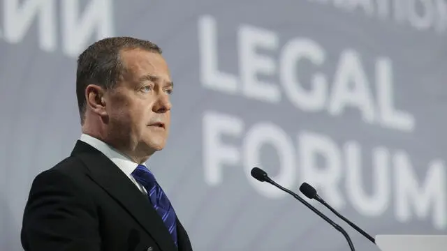 epa12120769 Deputy Chairman of the Russian Security Council Dmitry Medvedev speaks during a plenary session 'The Law: Lessons of the Past for the World of the Future' of the 13th St. Petersburg International Legal Forum (SPILF) at the ExpoForum Convention and Exhibition Centre in St. Petersburg, Russia, 20 May 2025. EPA/EKATERINA SHTUKINA / SPUTNIK / GOVERNMENT PRESS SERVICE / POOL MANDATORY CREDIT