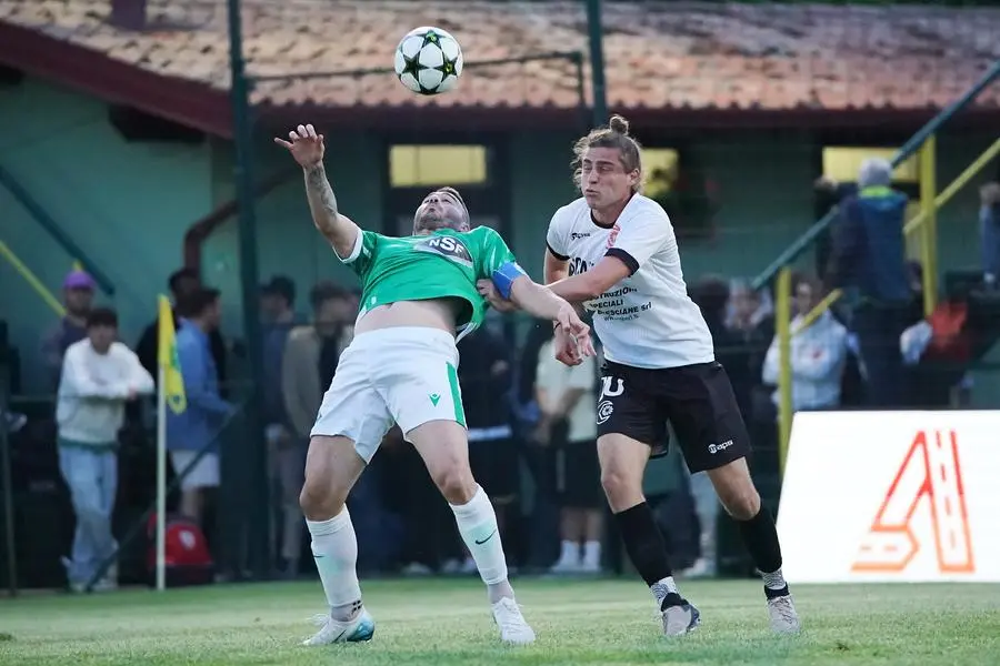 SPORT CALCIO 45¡ TORNEO NOTTURNO POLPENAZZE PRIMA NOVA SIDER FORGITAL - SCALVENZI/COSTRUZIONI SPECIALI BRESCIANE NELLA FOTO PELI E MAFFI 27-05-2025 perteghella@newreporter