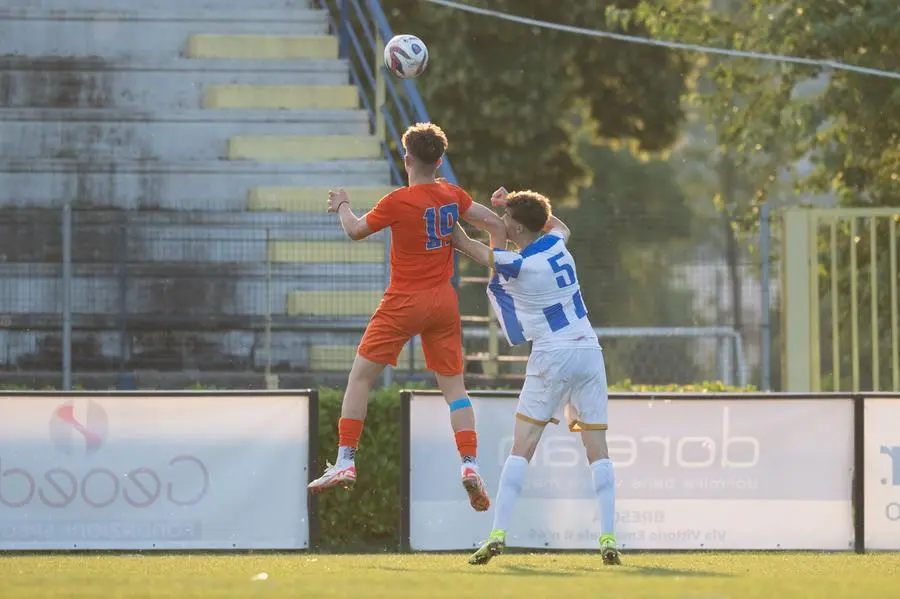 SPORT CALCIO COPPA BRESCIA NEXT GEN UNDER 19 PRO PALAZZOLO - OSPITALETTO nella foto UN MOMENTO DI GIOCO 27/05/2025 Biasi@newreporter