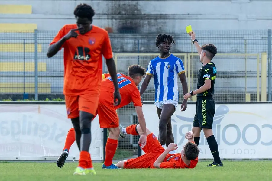 SPORT CALCIO COPPA BRESCIA NEXT GEN UNDER 19 PRO PALAZZOLO - OSPITALETTO nella foto UN MOMENTO DI GIOCO 27/05/2025 Biasi@newreporter