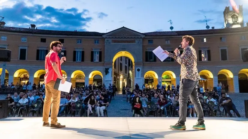 Molti gli eventi che si svolgeranno sul palco in piazza Cavour