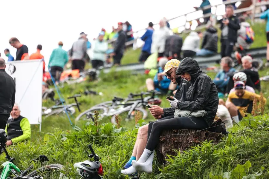 Il pubblico sul Mortirolo per il Giro d'Italia 2025