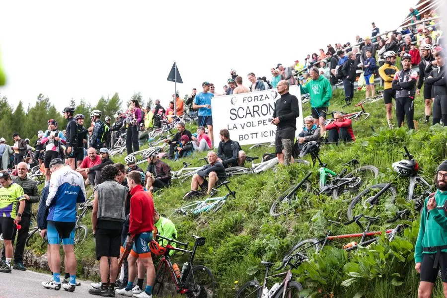 Il pubblico sul Mortirolo per il Giro d'Italia 2025