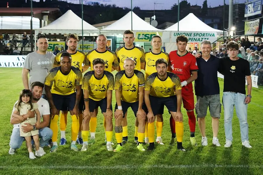 SPORT CALCIO 45¡ TORNEO NOTTURNO POLPENAZZE GIRONE 2 COMIPONT/REALVALVERDE/AS29 - AZ. AGRICOLA DURANTI E AMADEI/TDK IMPIANTI/CONFEZIONI GRAZIA NELLA FOTO AZ. AGRICOLA 29-05-2025 perteghella@newreporter