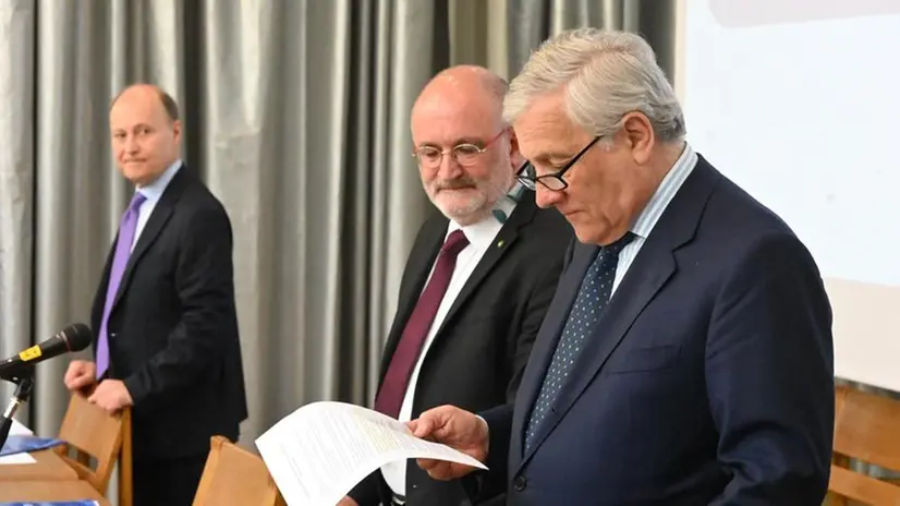 Il ministro Antonio Tajani inaugura il corso di Scienze politiche in UniBs