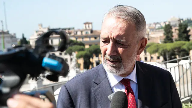 Francesco Rocca Presidente della regione Lazio durante la presentazione dell'evento "Insieme per il futuro di Roma e del Lazio ". Roma, 28 maggio 2025. ANSA/Emanuele Valeri (NPK)