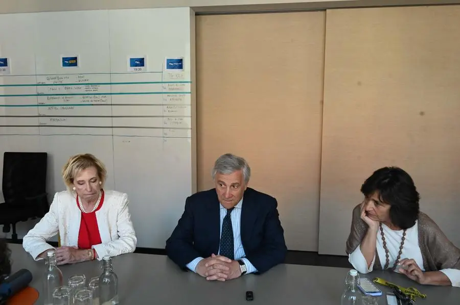 CRONACA BRESCIA GDB IN VISITA IL MIN ANTONIO TAJANI REDAZIONE CRONACA 30-05-2025  GABRIELE STRADA NEW EDEN GROUP                             