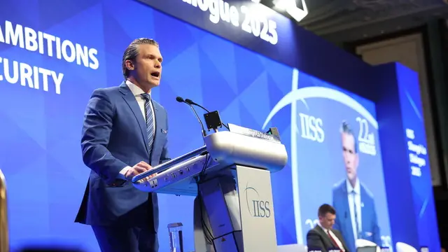 epa12146405 US Defence Secretary Pete Hegseth delivers his speech during the first plenary session of the International Institute for Strategic Studies (IISS) Shangri-la Dialogue Defence Summit in Singapore, 31 May 2025. Defense ministers and officials from 47 countries are gathered in the city state for the IISS Shangri-la Dialogue, an annual high level defence summit in the Asia Pacific region. EPA/HOW HWEE YOUNG