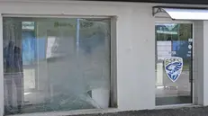 Spaccata allo store del Brescia Calcio a Mompiano