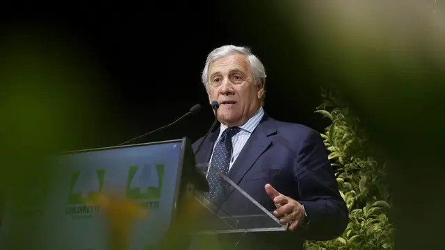 il vicepresidente del Consiglio dei ministri e ministro degli affari esteri e della cooperazione internazionale Antonio Tajani all’assemblea di Coldiretti Brescia, Brescia 30 maggio 2025. ANSA/FILIPPO VENEZIA