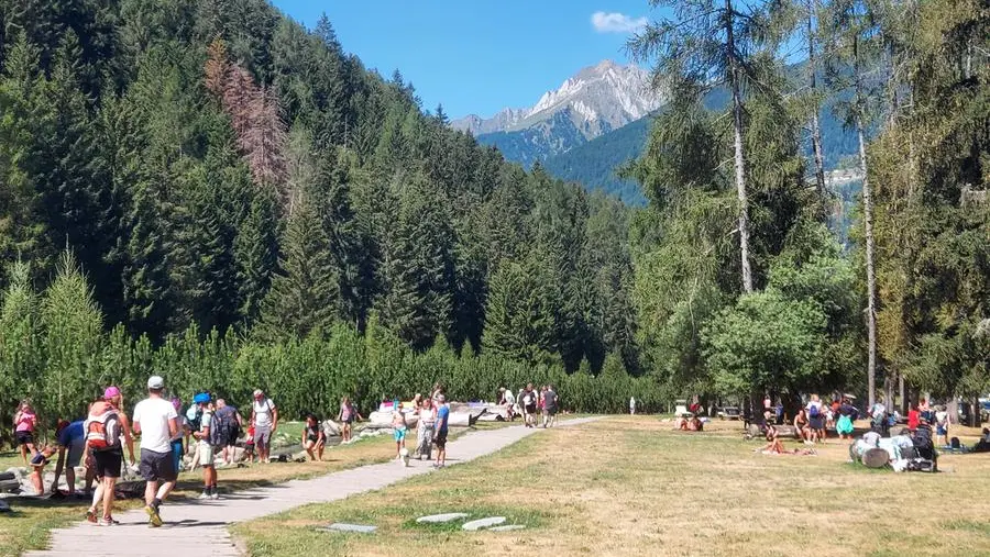 L'overtourism in Valcamonica e sul Sebino