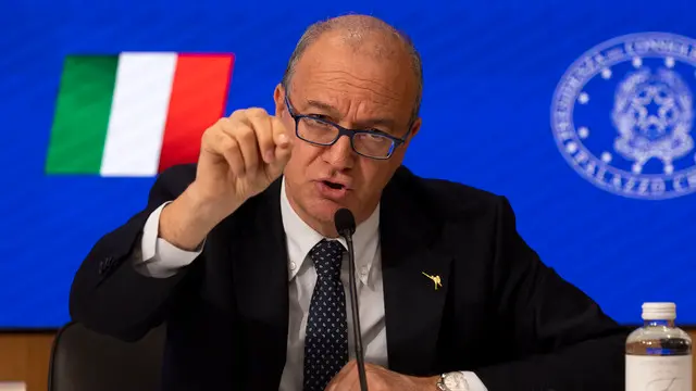 Giuseppe Valditara, ministro dell'istruzione e del merito durante la conferenza stampa a palazzo Chigi. Roma, 30 April 2025. ANSA/MASSIMO PERCOSSI