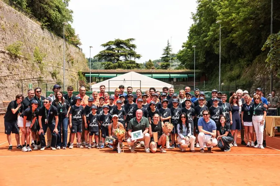 Kaya Juvan vince gli Internazionali di tennis in Castello