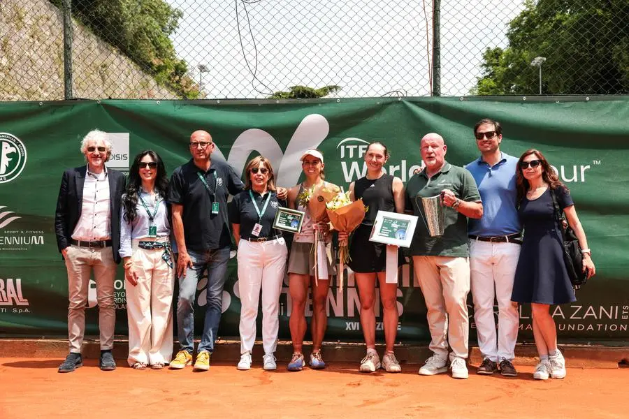 Kaya Juvan vince gli Internazionali di tennis in Castello
