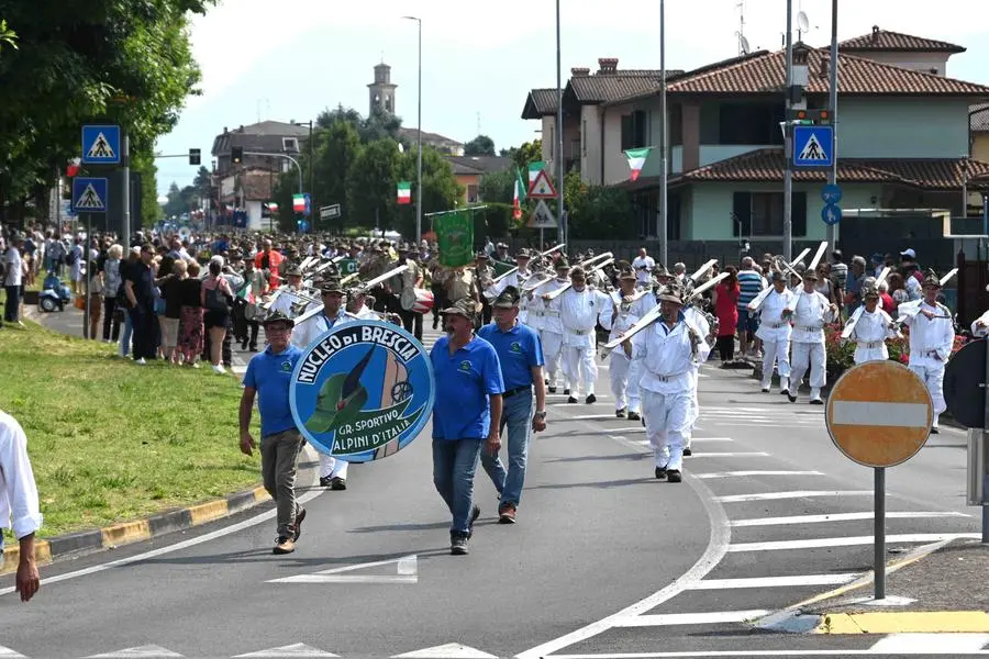 A Torbole l'adunata degli alpini della sezione di Brescia