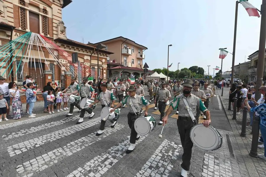 A Torbole l'adunata degli alpini della sezione di Brescia