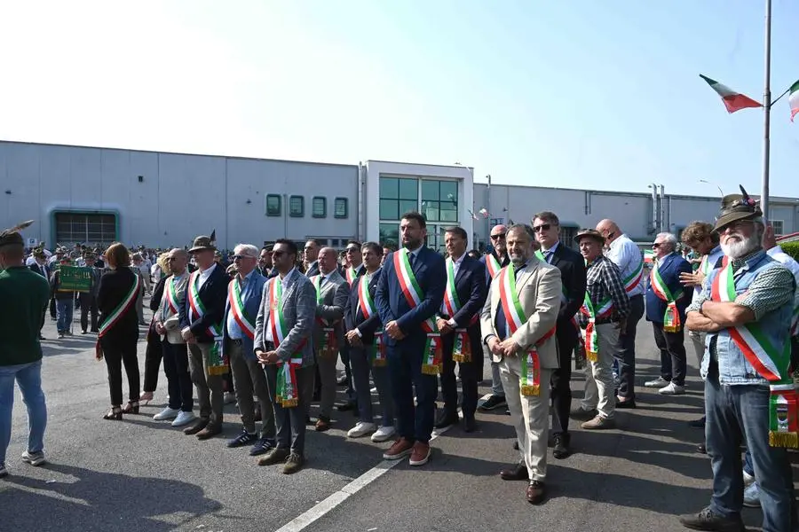 A Torbole l'adunata degli alpini della sezione di Brescia