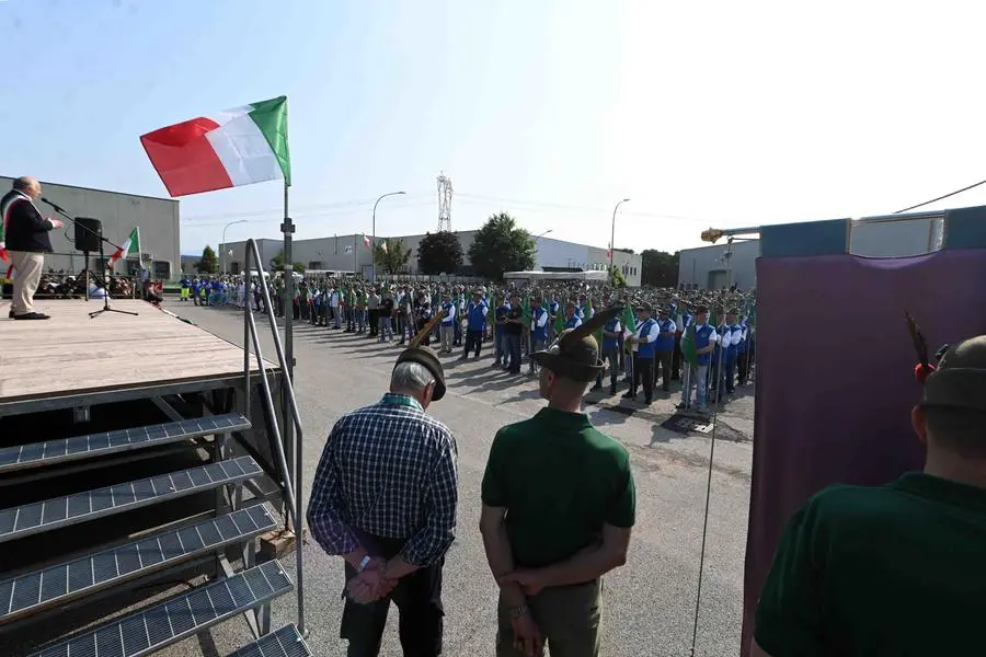 A Torbole l'adunata degli alpini della sezione di Brescia