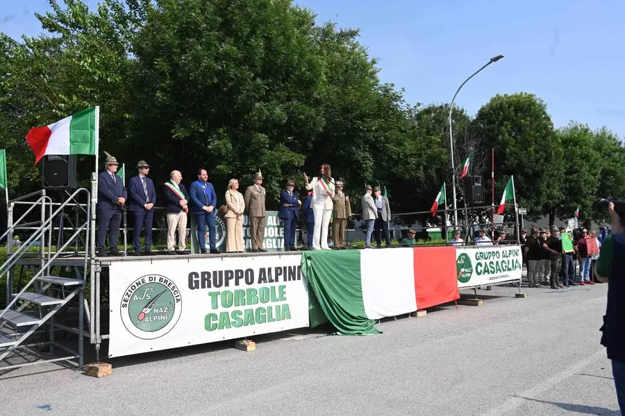 A Torbole l'adunata degli alpini della sezione di Brescia