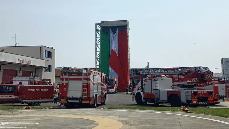 Inaugurato a Palazzolo il nuovo mezzo dei Vigili del fuoco