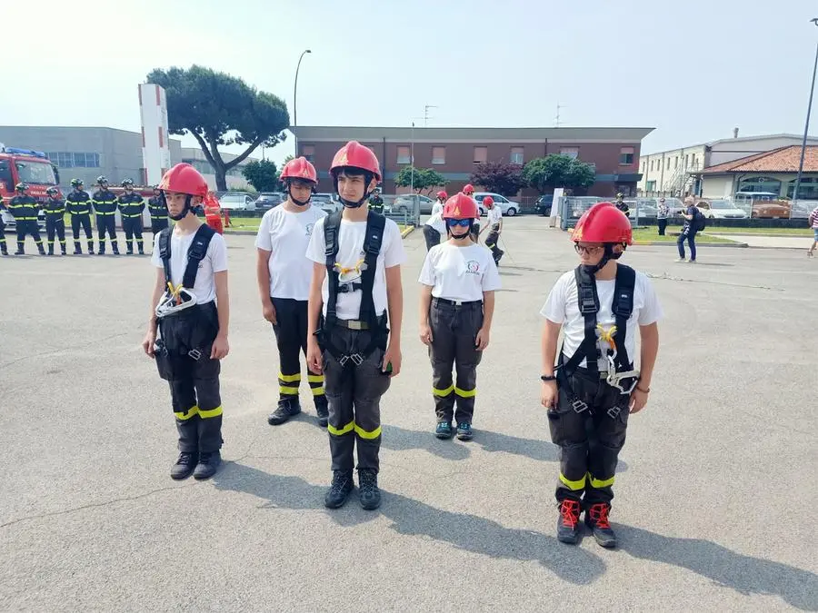 Inaugurato a Palazzolo il nuovo mezzo dei Vigili del fuoco