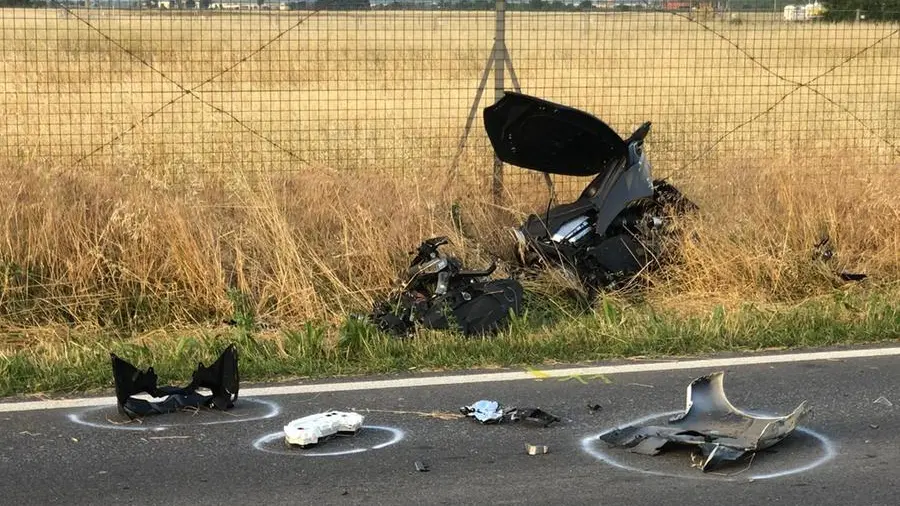 Montichiari, schianto in moto contro un’auto: morto un uomo | Giornale ...