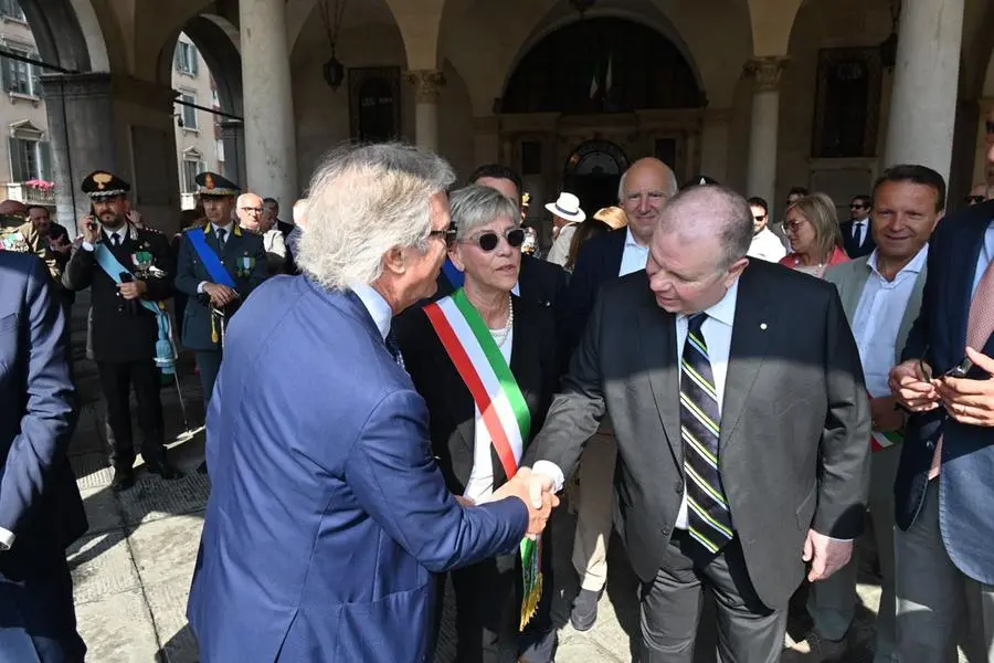 Festa della Repubblica, la cerimonia in piazza Loggia