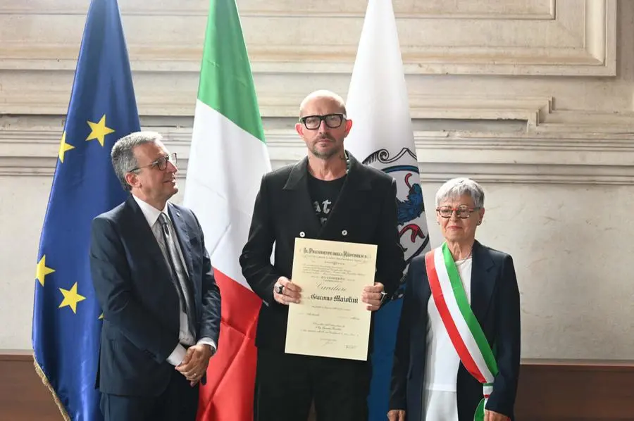 Loggia, la consegna delle onorificenze al merito della Repubblica