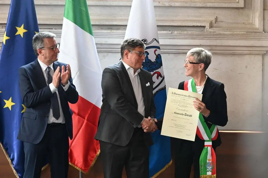 Loggia, la consegna delle onorificenze al merito della Repubblica